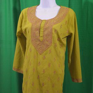 Green Women's Tunic with Brown Filigree